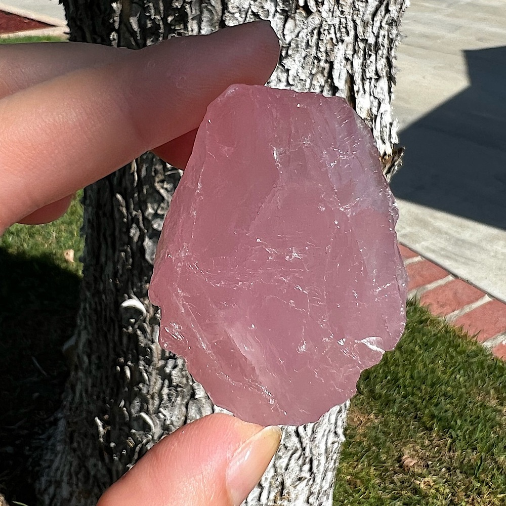 Mozambique Rose Quartz Raw
